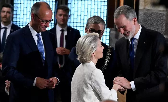 Γερμανία: Εξετάζει νέο ψηφιακό φόρο στις μεγάλες πλατφόρμες