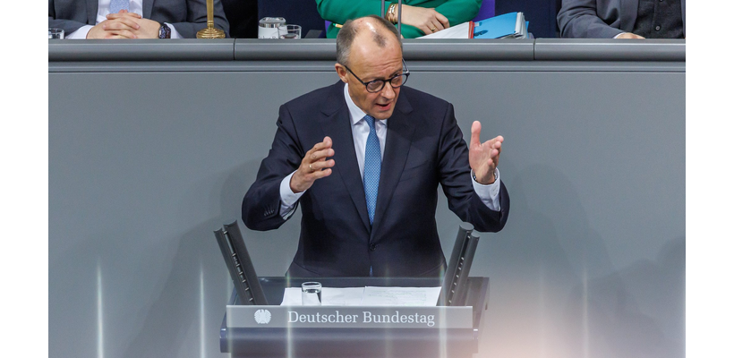 Μερτς: «Χρειαζόμαστε νέα συναίνεση γενεών» – Στο κόκκινο η σύγκρουση για το συνταξιοδοτικό