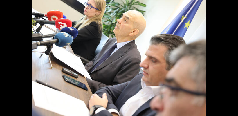 Υπ. Μεταφορών: Αρχή με 276 ακινητοποιήσεις οχημάτων λόγω Takata και φρένων