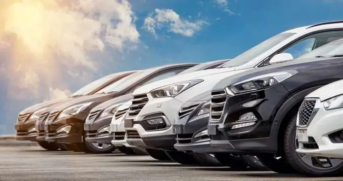 Έξω από την Βουλή οι εισαγωγείς μεταχειρισμένων οχημάτων 