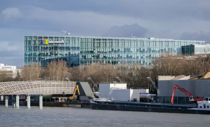 Σαρωτικές αξιολογήσεις στη Microsoft - Έρχονται απολύσεις