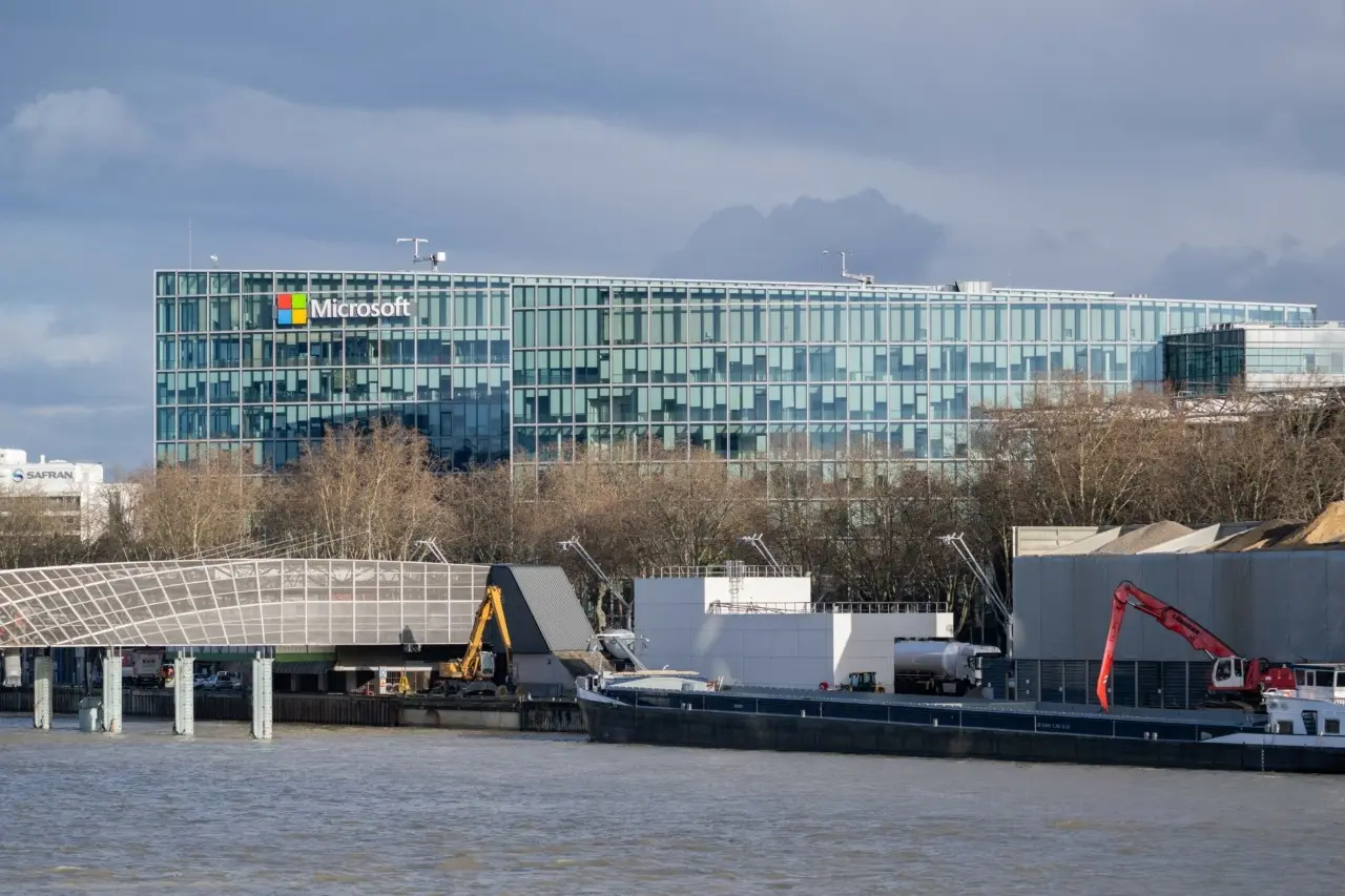 Σαρωτικές αξιολογήσεις στη Microsoft - Έρχονται απολύσεις