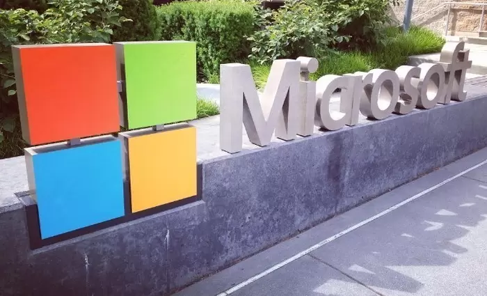 Microsoft: Βαρίδι για τις επιδόσεις οι ανησυχίες για το υψηλό κόστος και τις δαπάνες της ΑΙ