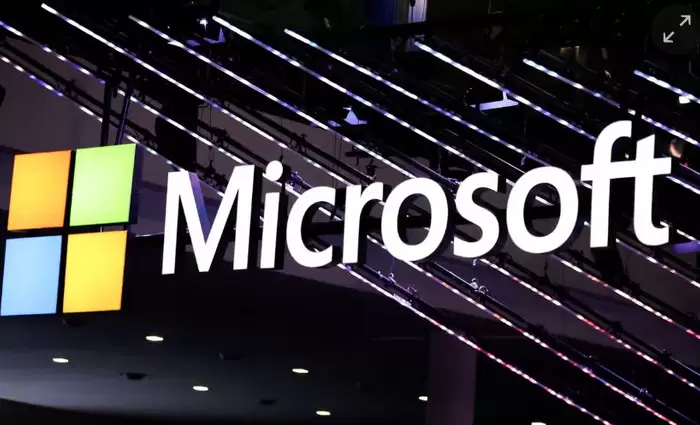 Παγκόσμιο «blackout» λόγω Microsoft: «Έπεσαν» συστήματα σε τράπεζες, αεροπορικές και ΜΜΕ