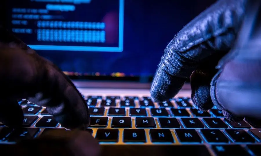 Μπαράζ επιθέσεων από χάκερς - Μετά το Πανεπιστήμιο σειρά του Κτηματολογίου