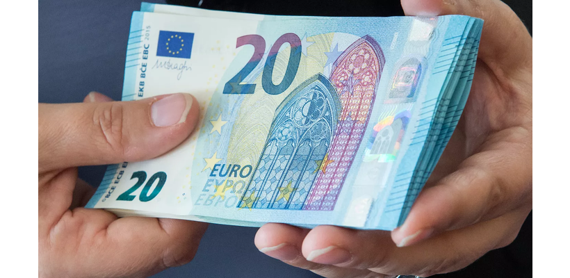 Άρχισε η «πλειοδοσία» για κατώτατο – Τα €1.128 ο σταδιακός στόχος, λέει η ΣΕΚ