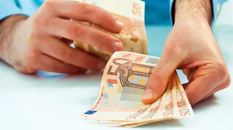 ΑΣΔΥΚ: Απαρέσκεια για δηλώσεις ΥΠΟΙΚ για αποκατάσταση μισθών