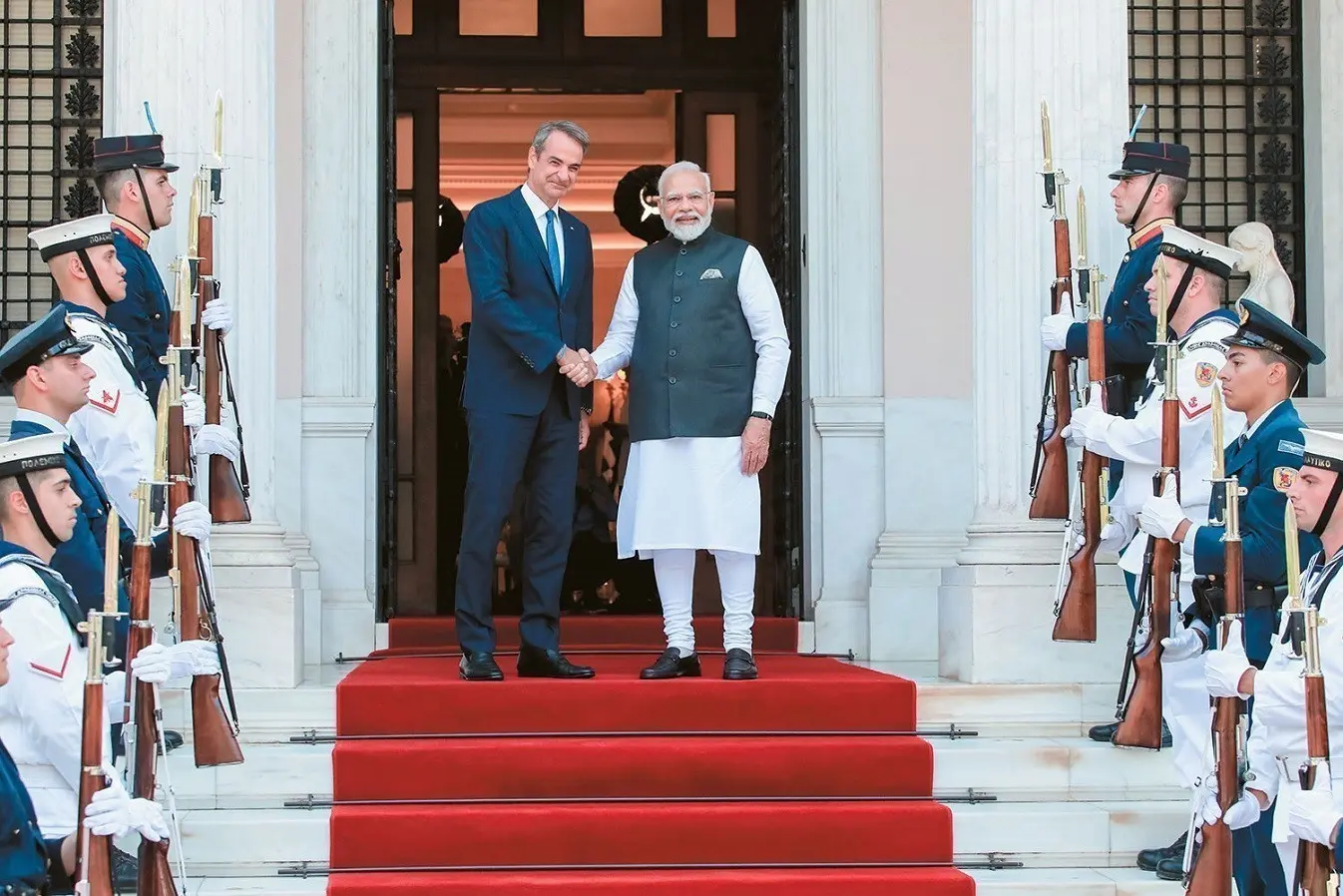 Απόβαση ελληνικών επιχειρήσεων στην Ινδία – Ποια deals αναμένεται να κλειστούν