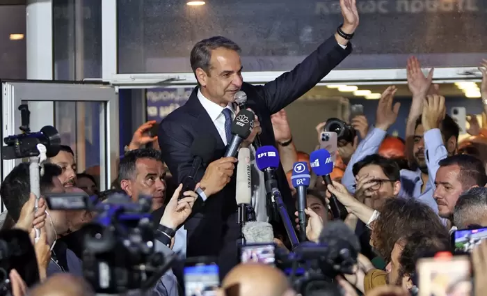 Moody’s: Πιστωτικά θετική μια επανεκλογή της Νέας Δημοκρατίας