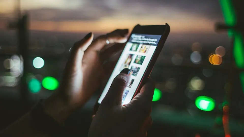 Εφαρμογή για κινητά «βλέπει» ποιοι τηρούν την καραντίνα