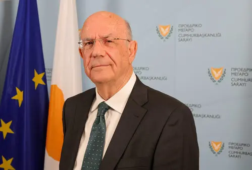 ΥΠΟΙΚ: Ξηλώνουν τους κανόνες του διεθνούς εμπορίου οι δασμοί Τραμπ – Πώς επηρεάζεται η Κύπρος