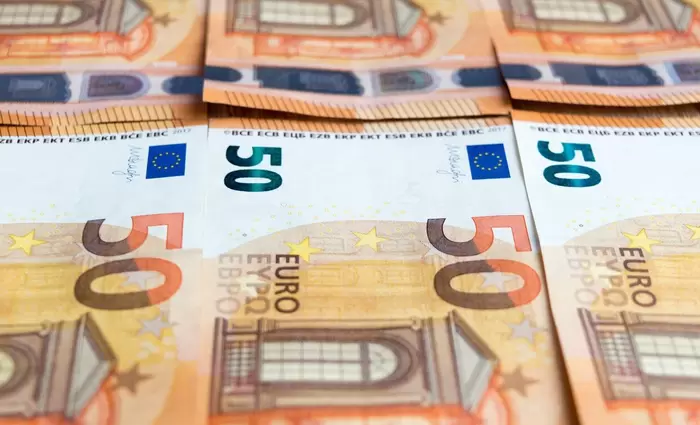 Προσφέρουν δύο επιλογές σε δανειολήπτες λόγω αύξησης επιτοκίων