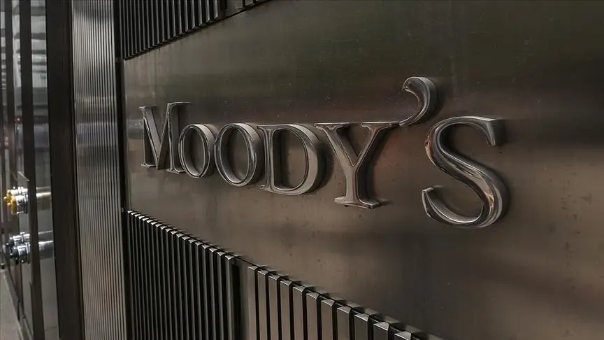 Moody’s: Τα πράγματα περιπλέκονται