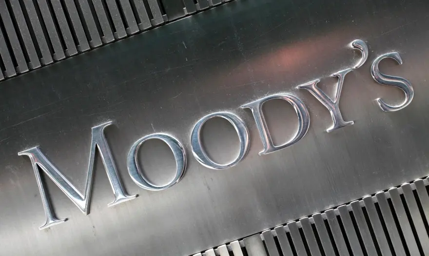 Μαύρα σενάρια από τον Moody's