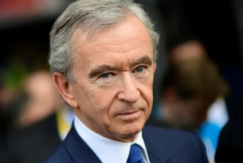 Μπερνάρ Αρνό: Το σχέδιο για να αποτρέψει μία μάχη διαδοχής στην LVMH