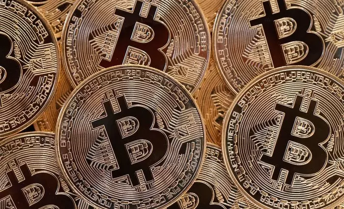 Με σπασμένα τα φρένα το bitcoin - Πότε οι αναλυτές περιμένουν το επόμενο ράλι