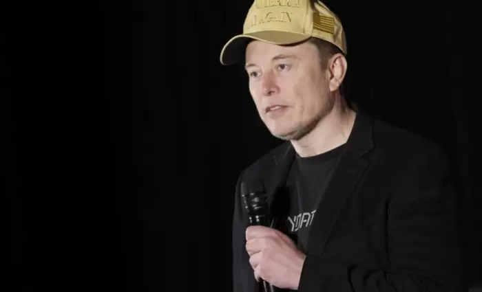 Politico: Ο Μασκ κινδυνεύει με πρόστιμο και αποκλεισμό του X από την Κομισιόν