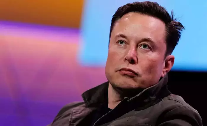 Twitter: Έβγαλε την «σκούπα» ο Έλον Μασκ δίνοντας εντολή για απολύσεις