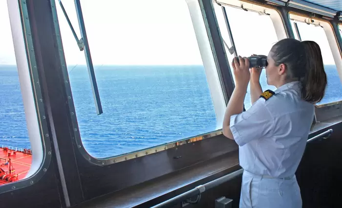 Έρευνα: Έντονη η διάκριση των φύλων σε βάρος των γυναικών στη ναυτιλιακή βιομηχανία