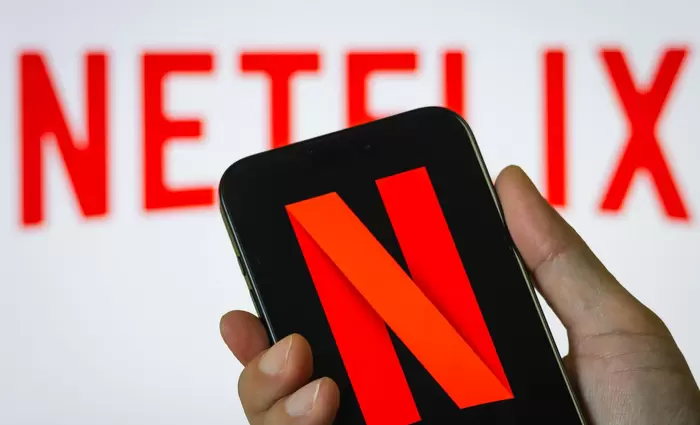 Σε υψηλό διετίας η μετοχή της Netflix – Τι δείχνουν οι προβλέψεις, τι περιμένει η Wall Street