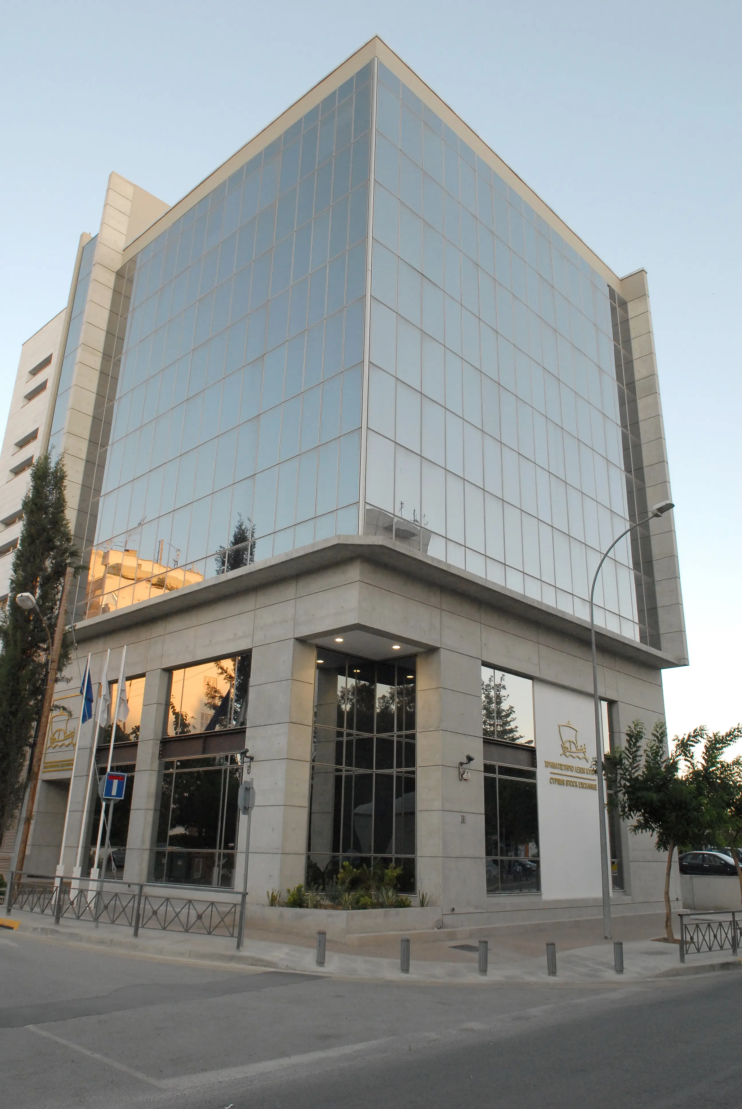 Ανοδικές τάσεις επικρατούν στο Χρηματιστήριο την Τρίτη