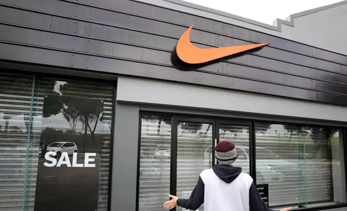 «Βουτιά» για την μετοχή της Nike στο χρηματιστήριο