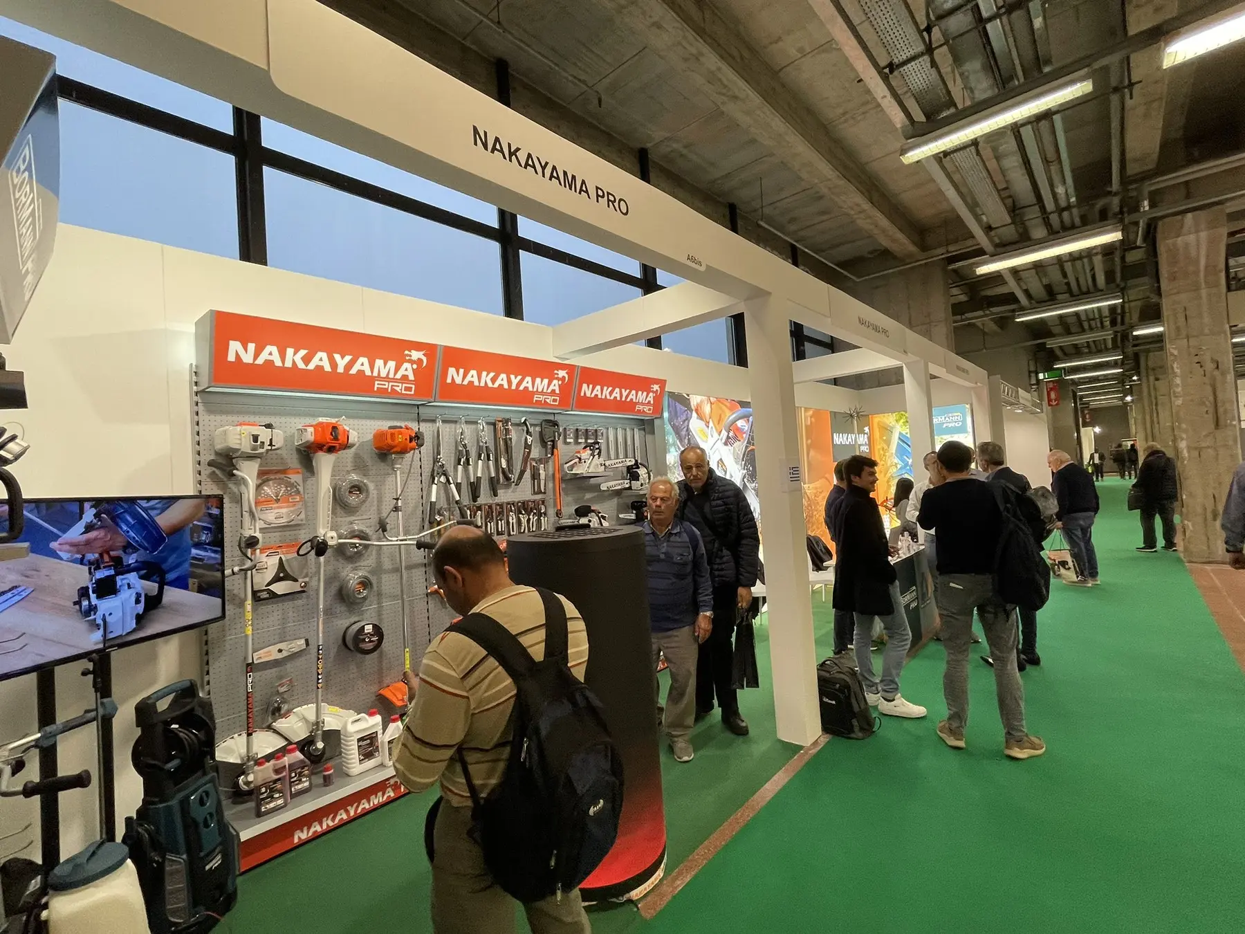 Η Nikolaou tools σαρώνει σε διεθνείς εκθέσεις