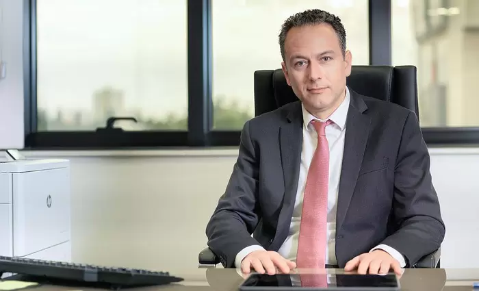 Εκθέτουμε τη χώρα, λέει για τις εκποιήσεις ο CEO της Τράπεζας Κύπρου