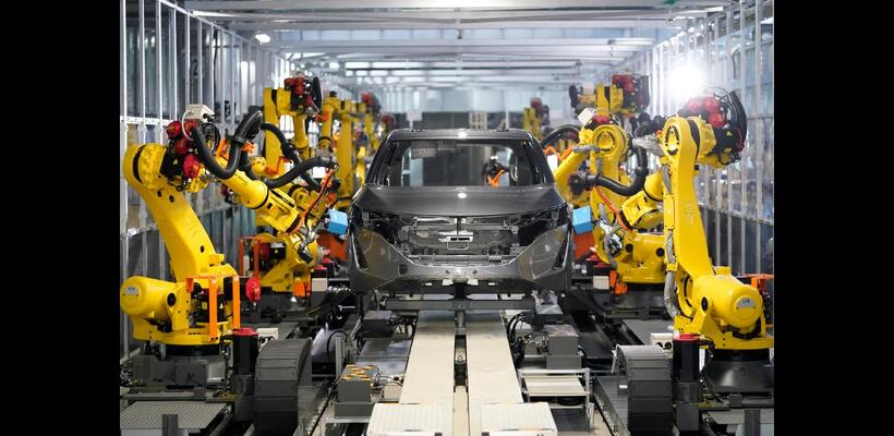 Η Nissan ετοιμάζει περικοπές για να αποφύγει το κλείσιμο των εργοστασίων