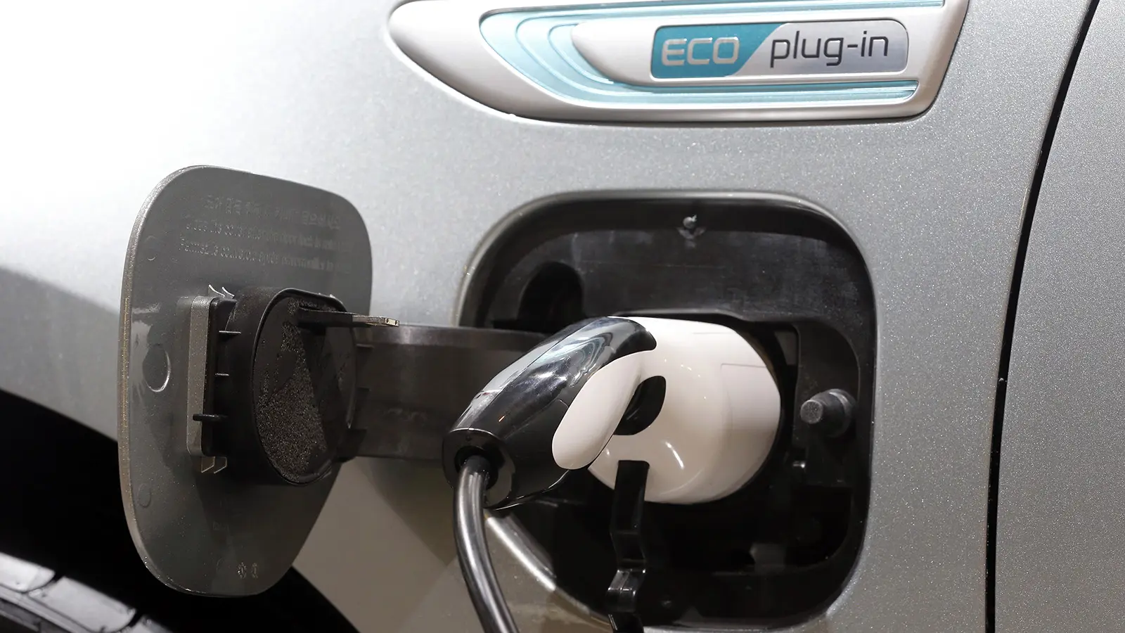 Τελικά τα υβριδικά οχήματα μειώνουν την ρύπανση στις πόλεις;