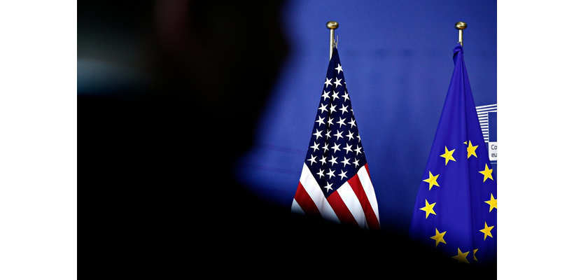 Ευρωκοινοβούλιο: Έβαλε στον «πάγο» μέχρι νεωτέρας την εμπορική συμφωνία με ΗΠΑ