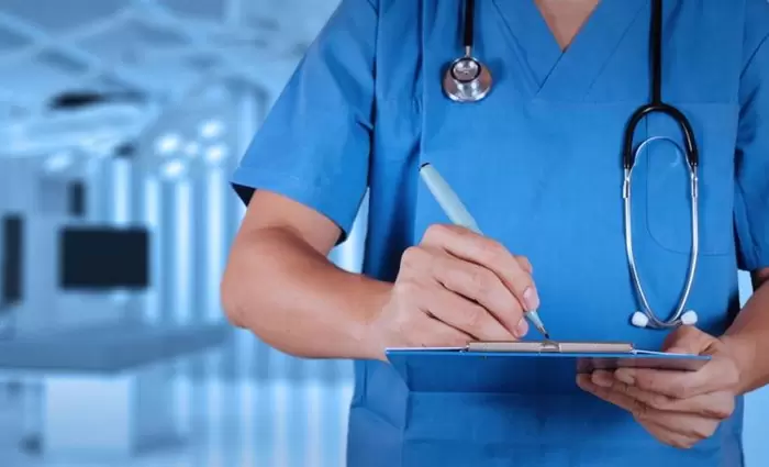 Βράβευση Κύπριου νοσηλευτή σε διαγωνισμό στο Μάντσεστερ