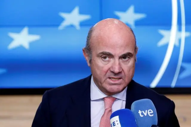 Έμμεσο σήμα για μείωση των επιτοκίων κατά 25 μονάδες βάσης