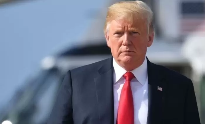 Ο Ντόναλντ Τραμπ υποβαθμίζει τις συνέπειες του εμπορικού πολέμου