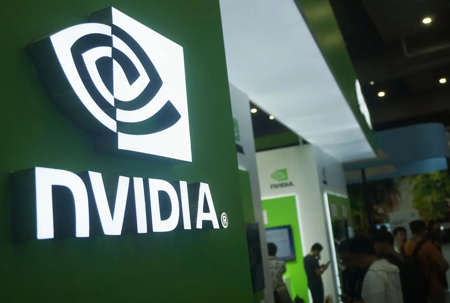 Το μεγάλο στοίχημα της AI: Η Nvidia δοκιμάζει την πίστη της αγοράς στην τεχνητή νοημοσύνη