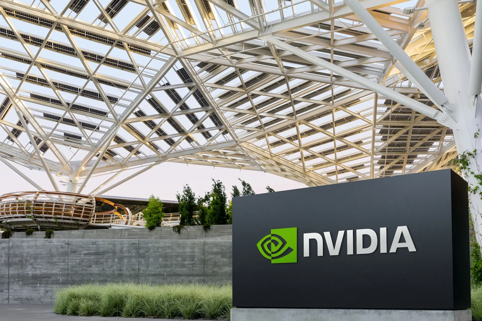 Nvidia: Σχέδια για κέντρο έρευνας στη Σαγκάη υπό το φόβο της Huawei