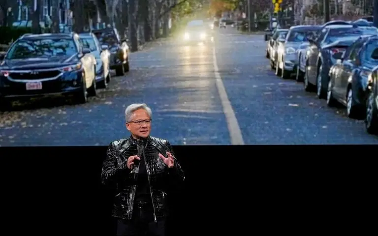 Nvidia: Τι είναι το Alpamayo που θα φέρει «λογική» στα αυτόνομα οχήματα