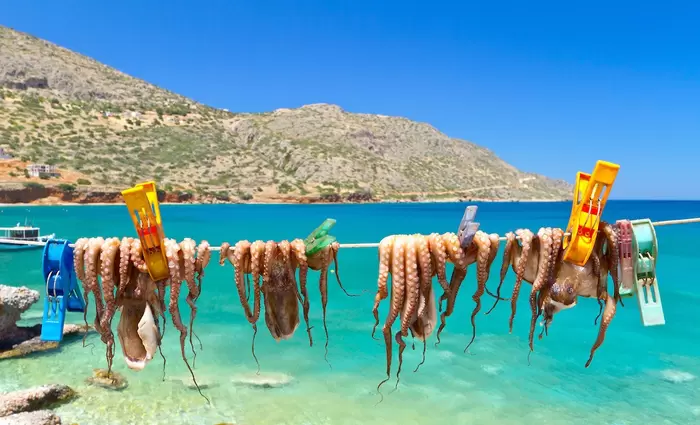 Πόσοι τουρίστες θα επισκεφθούν την Ελλάδα φέτος;