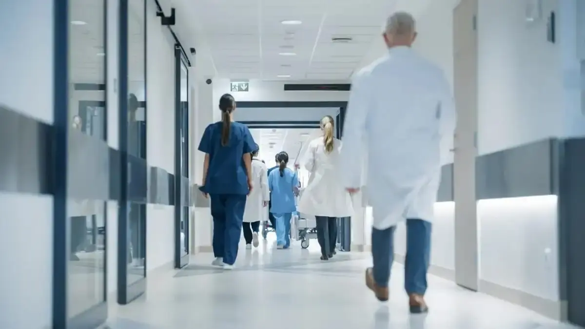 Έτοιμη για μέτρα αντίδρασης η ΟΕΒ λόγω της έλλειψης νοσηλευτών