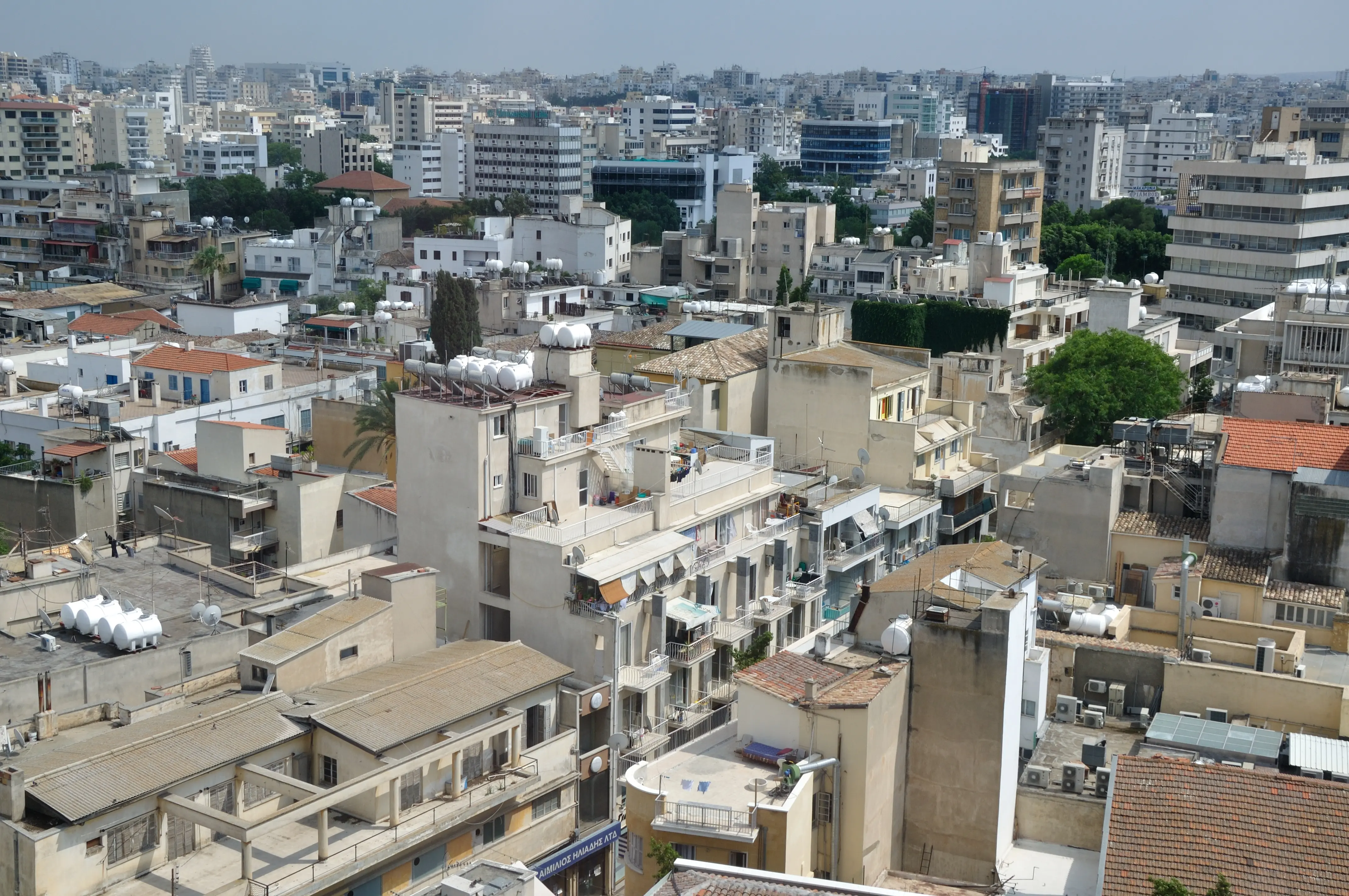 «Κόντρα» για κοινόκτητες οικοδομές – Στην αντεπίθεση οι ΕΟΑ με πυρά κατά του ΥΠΕΣ