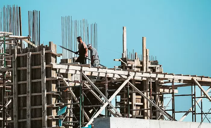 Αυξήθηκαν για πρώτη φορά μετά από 8 μήνες οι τιμές των κατασκευαστικών υλικών