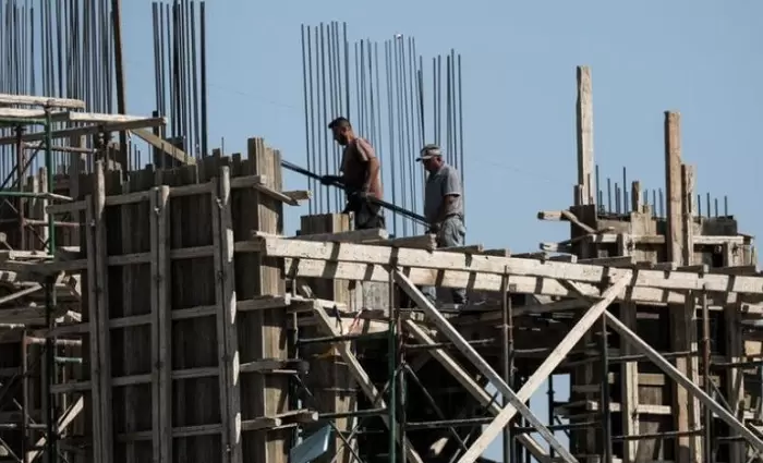 Ετήσια αύξηση 4,3% στις τιμές παραγωγού στις κατασκευές