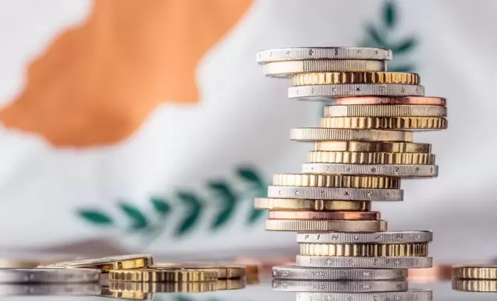 ΚΤΚ: Ανάπτυξη 3,3% το 2025 – Μειώνεται η ανεργία, υποχωρεί ο πληθωρισμός