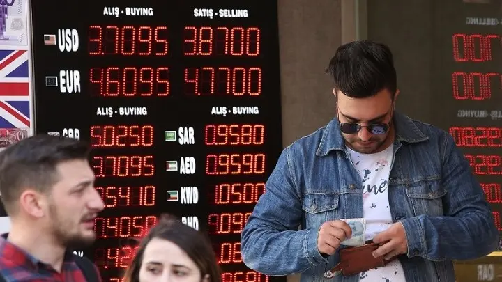 Bloomberg: H οικονομία της Τουρκίας μπορεί να τεθεί «εκτός ελέγχου»