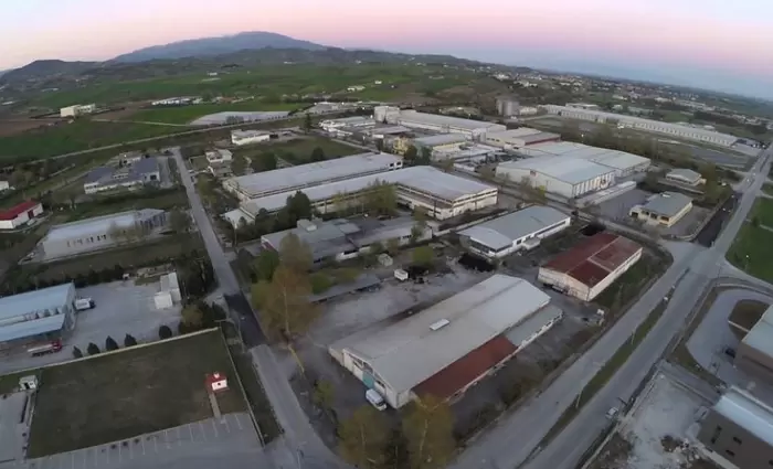 Είκοσι δύο διαθέσιμα οικόπεδα σε βιομηχανικές περιοχές για εκμίσθωση
