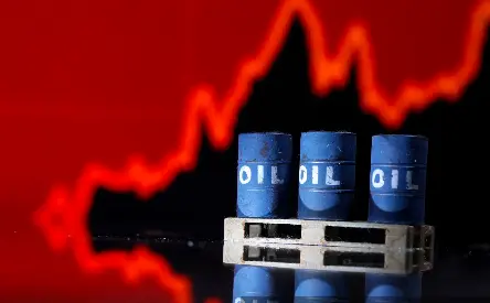 Bloomberg: Γιατί η Ευρώπη βουλιάζει στο πετρέλαιο