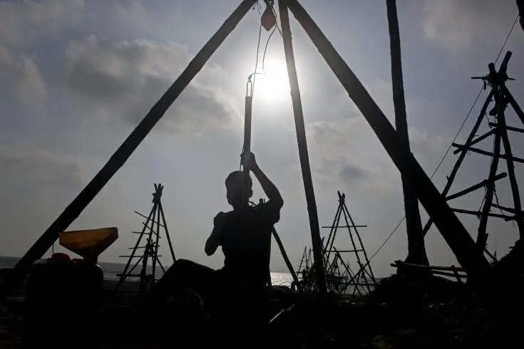 Αυξάνονται οι τιμές του πετρελαίου στις ασιατικές αγορές 