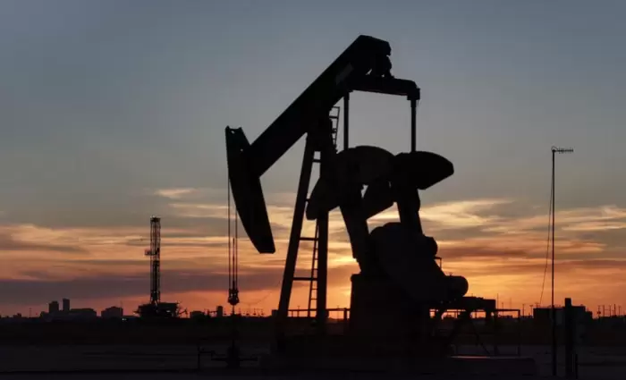 Πετρέλαιο: Πτώση για το Brent, στα $68 το βαρέλι – Στο επίκεντρο οι συνομιλίες ΗΠΑ–Ιράν