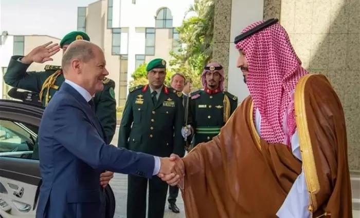 Τα Εμιράτα θα εφοδιάσουν τη Γερμανία με LNG και ντίζελ