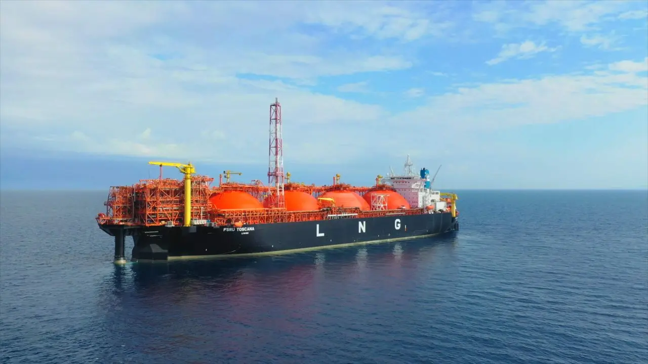 Ουγγαρία: Πώς η νέα συμφωνία για LNG από τις ΗΠΑ ενισχύει την ενεργειακή στρατηγική της